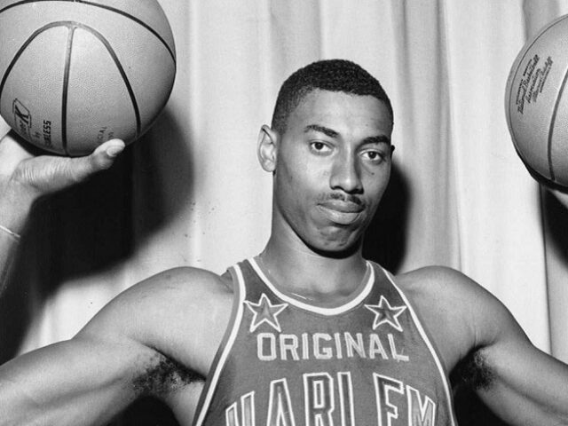 Wilt Chamberlain - Biggest Hands in NBA History